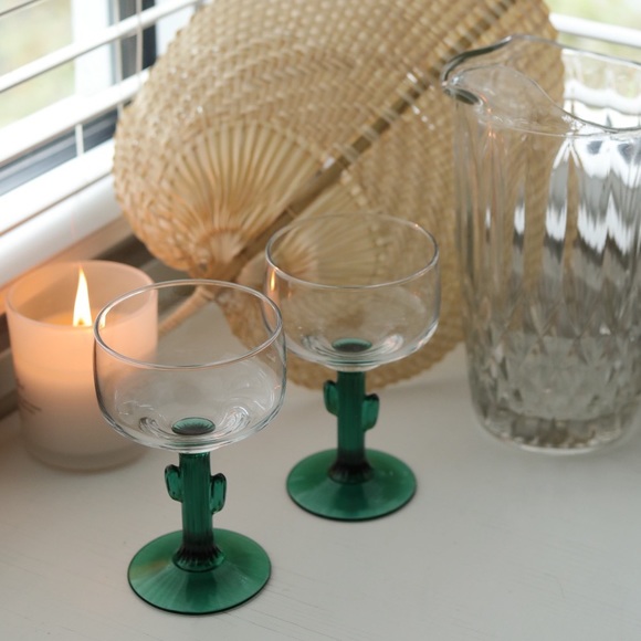 Libbey Cactus Margarita Glasses, Set of 2 ๐ต - Picture 3 of 5